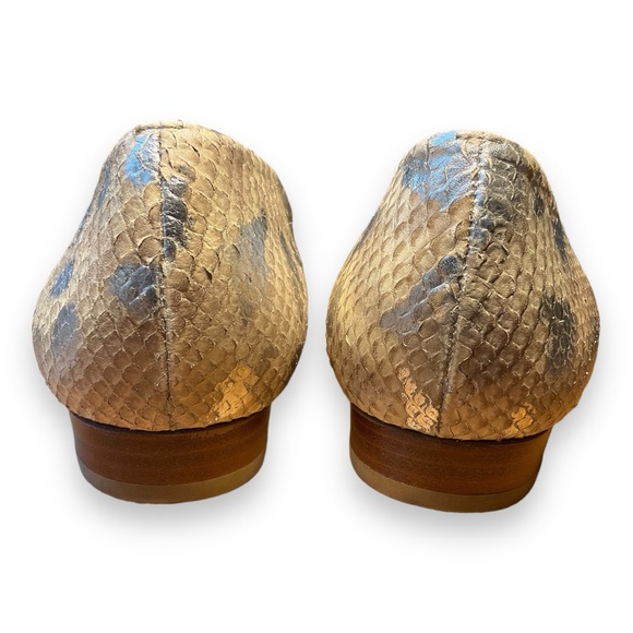Stuart Weitzman Cream Gold Metallic Snakeskin Flat Shoes | Size 12 | $475 - Picture 4 of 5